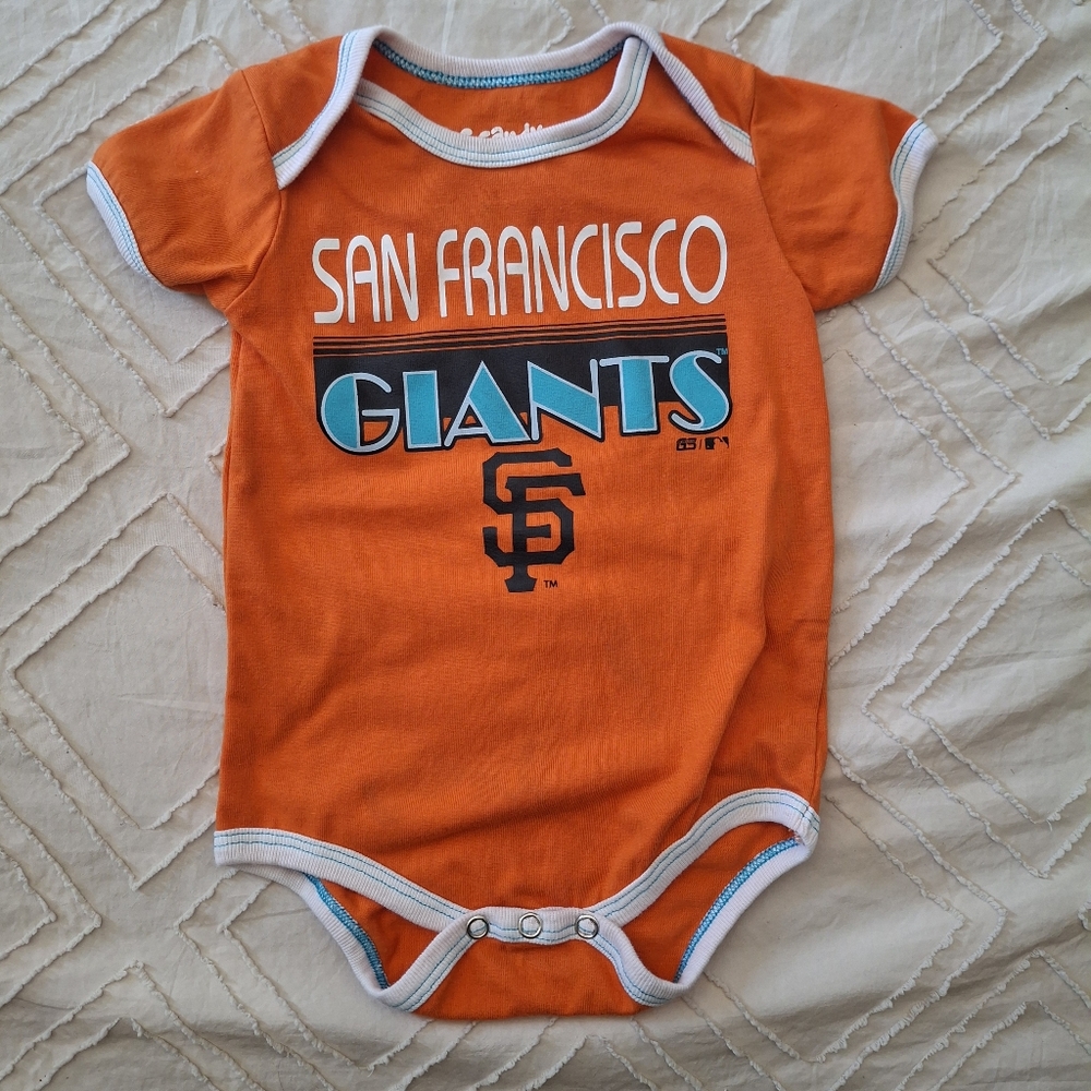 SF Giants onesie 3-6 month